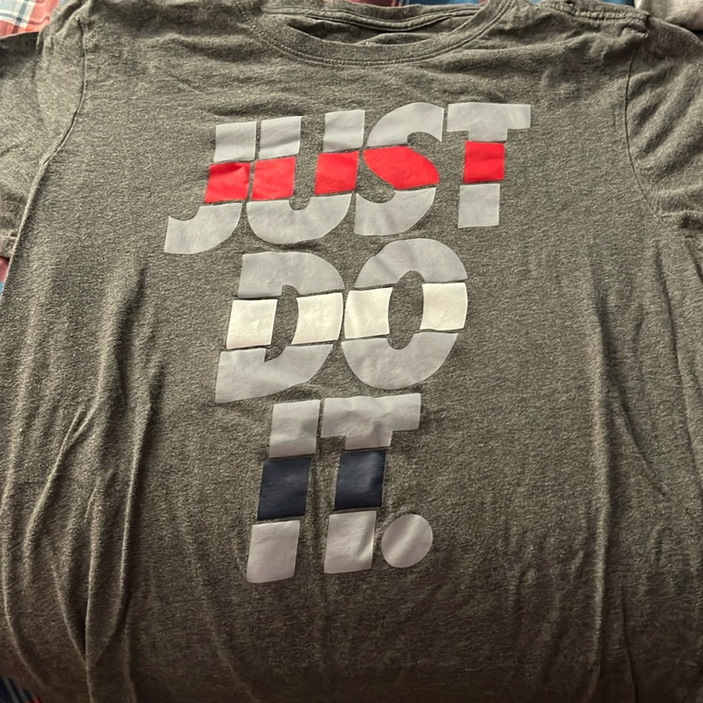 nike tee - just do it